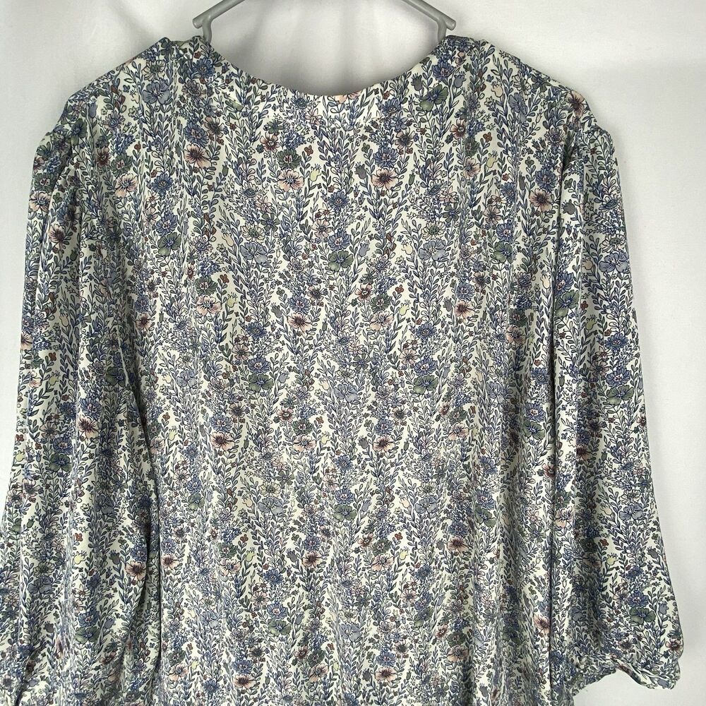 Rose + Olive Top Blouse 3X Blue Pink Ditsy Floral 3/4 Sleeve Flowy Peasant Boho - Picture 9 of 11